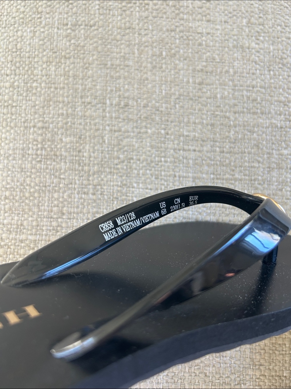 Coach flip flops - Picture 3 of 3
